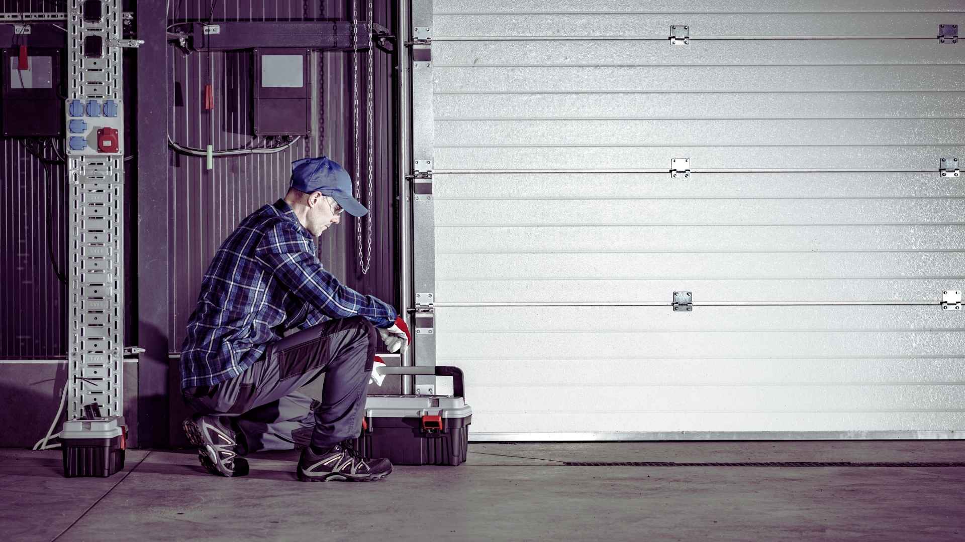 Emergency Garage Door Services 