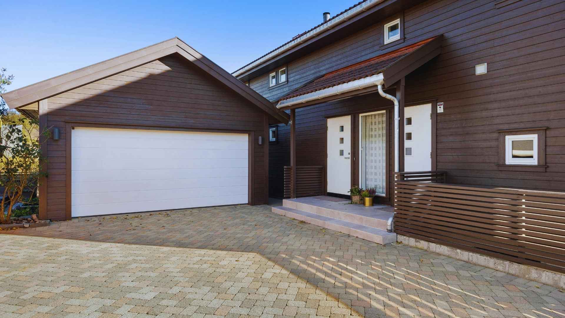 Garage Door Repair 